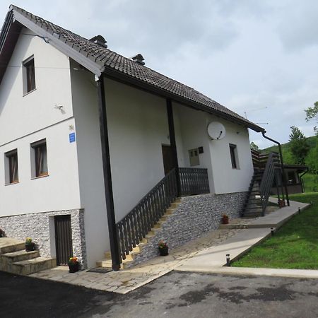 Apartments Sertic 4 Stars Poljanak Esterno foto